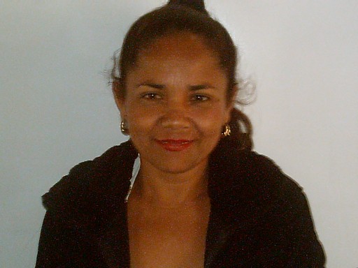 Presidenta María Rosa Angulo Angulo, Tel: (506) 845-7947